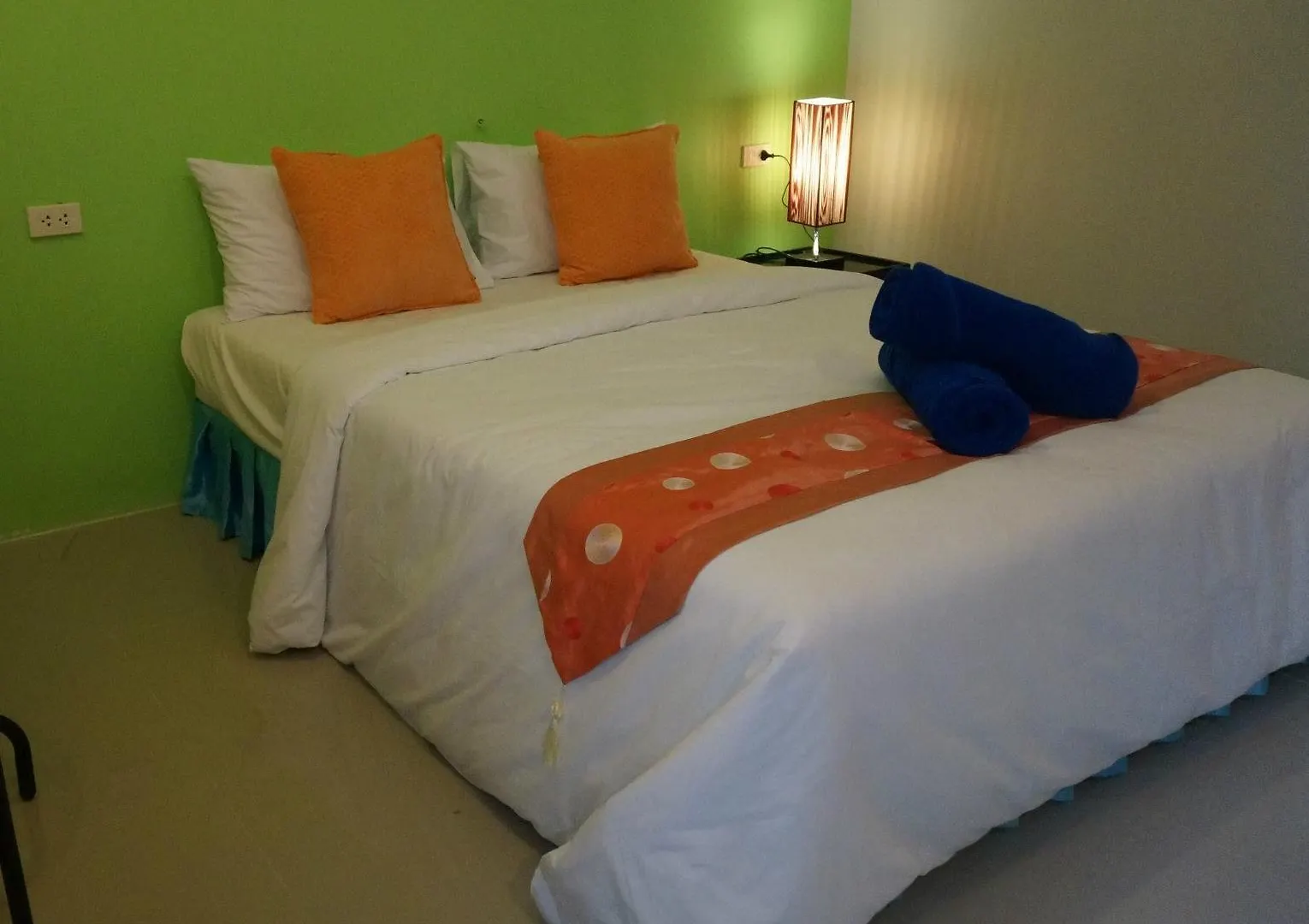 De​ Lanta Place Ko Lanta