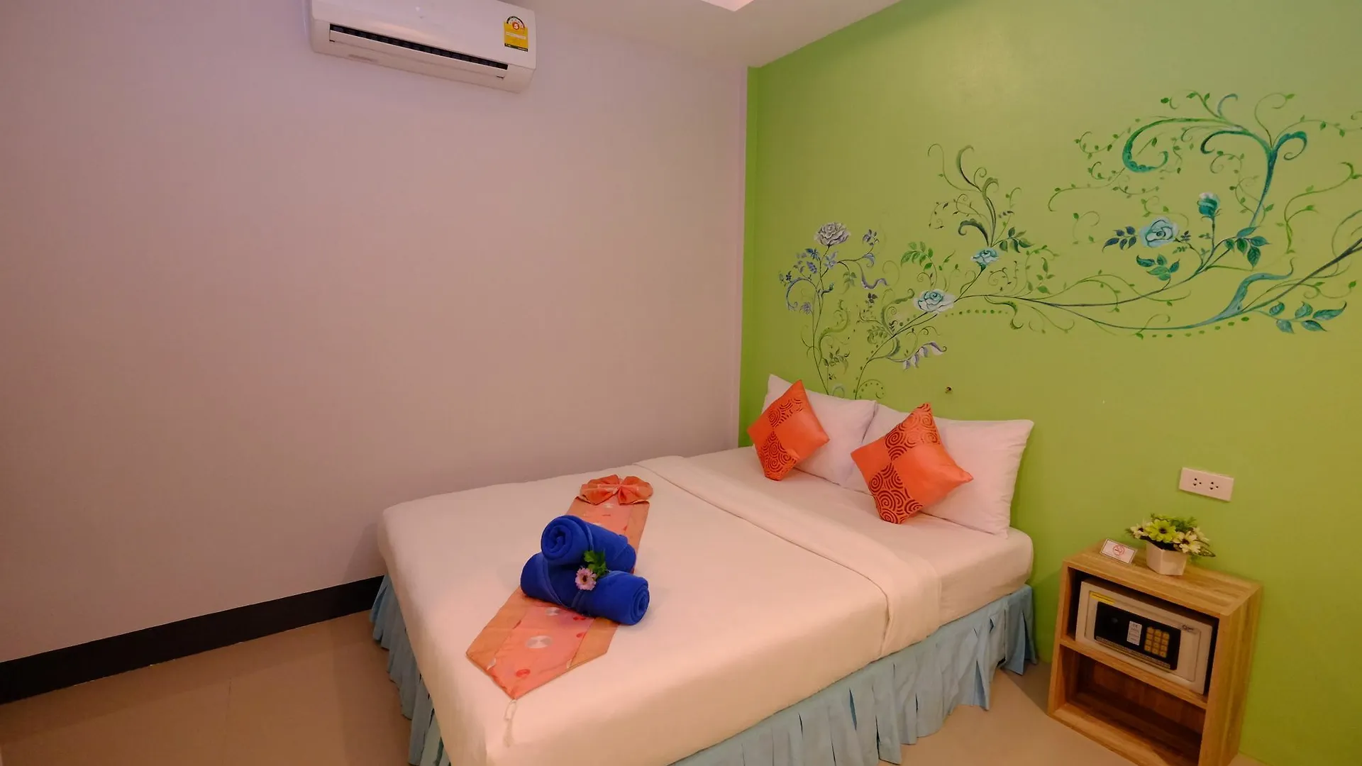 De​ Lanta Place Ko Lanta